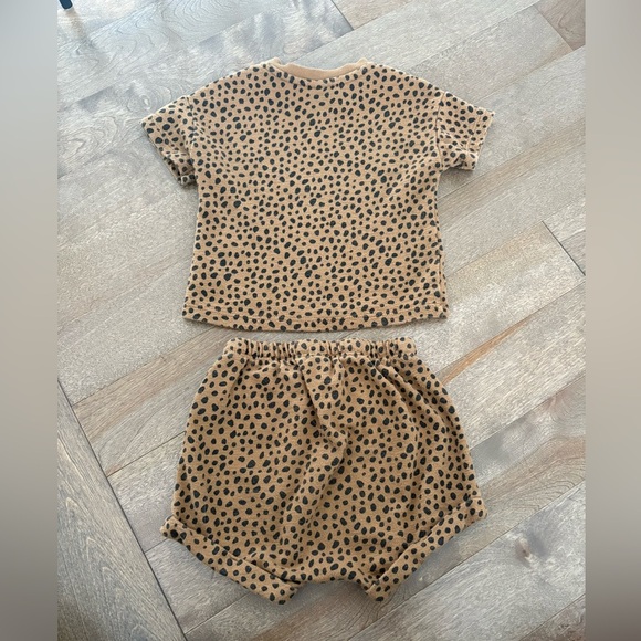 Old Navy Brown and Black Polka Dot Toddler Top - Picture 4 of 4